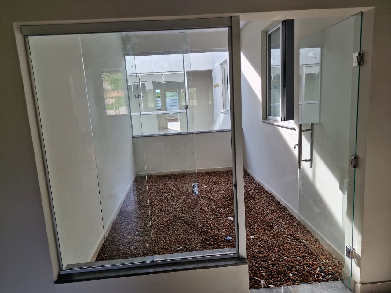 Fechamento de vidro alto padrão BH